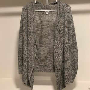 ❇️3/$30❇️ American Eagle Outfitters Cardigan Medium